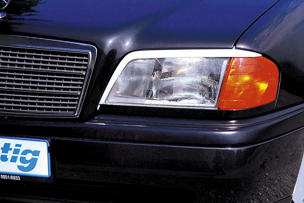 MERCEDES W-202 93+ FIBERGLASS EYEBROWS [CARCEPT]