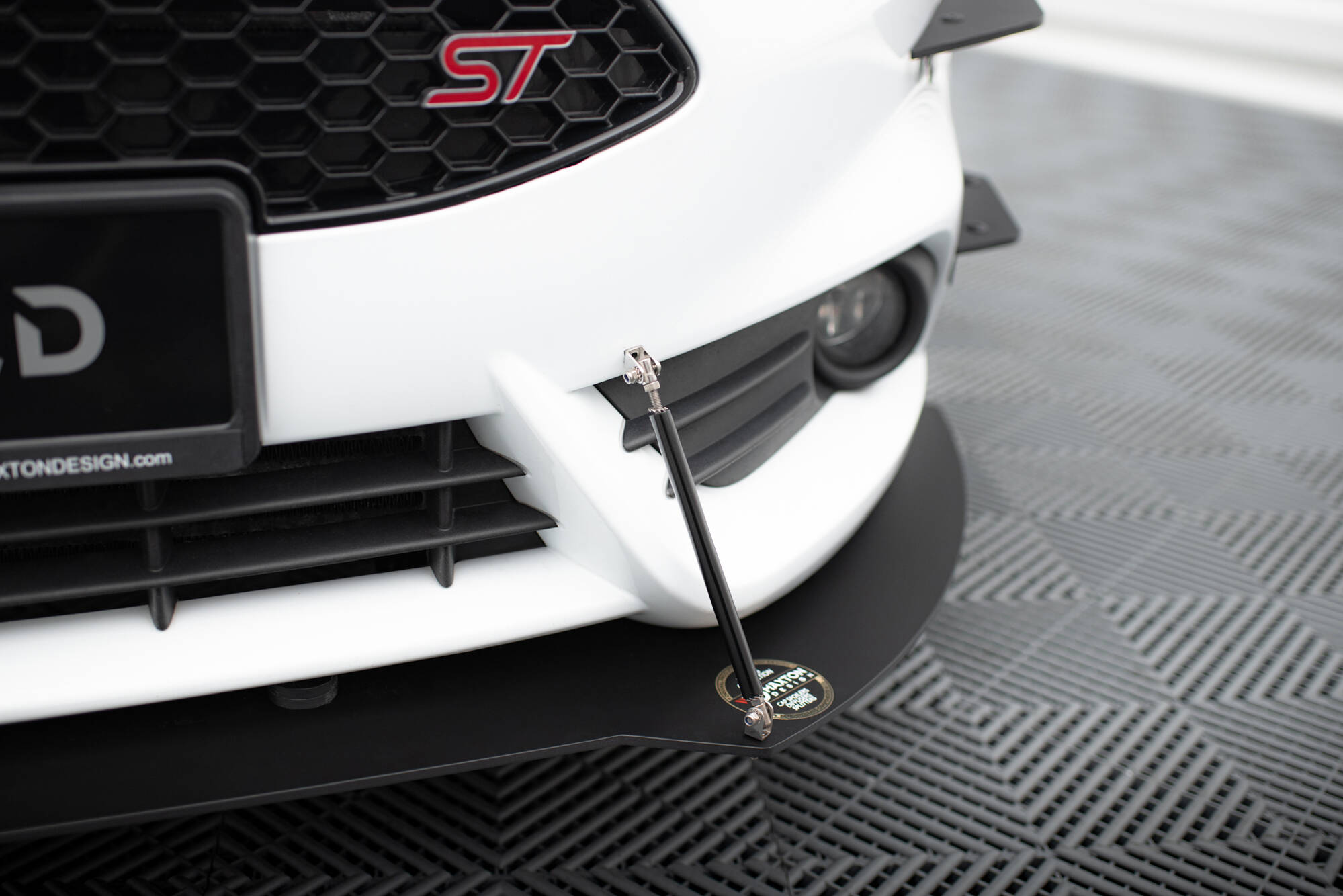 Front Racing Splitter V.1 Fiesta ST Mk7 Facelift - 5