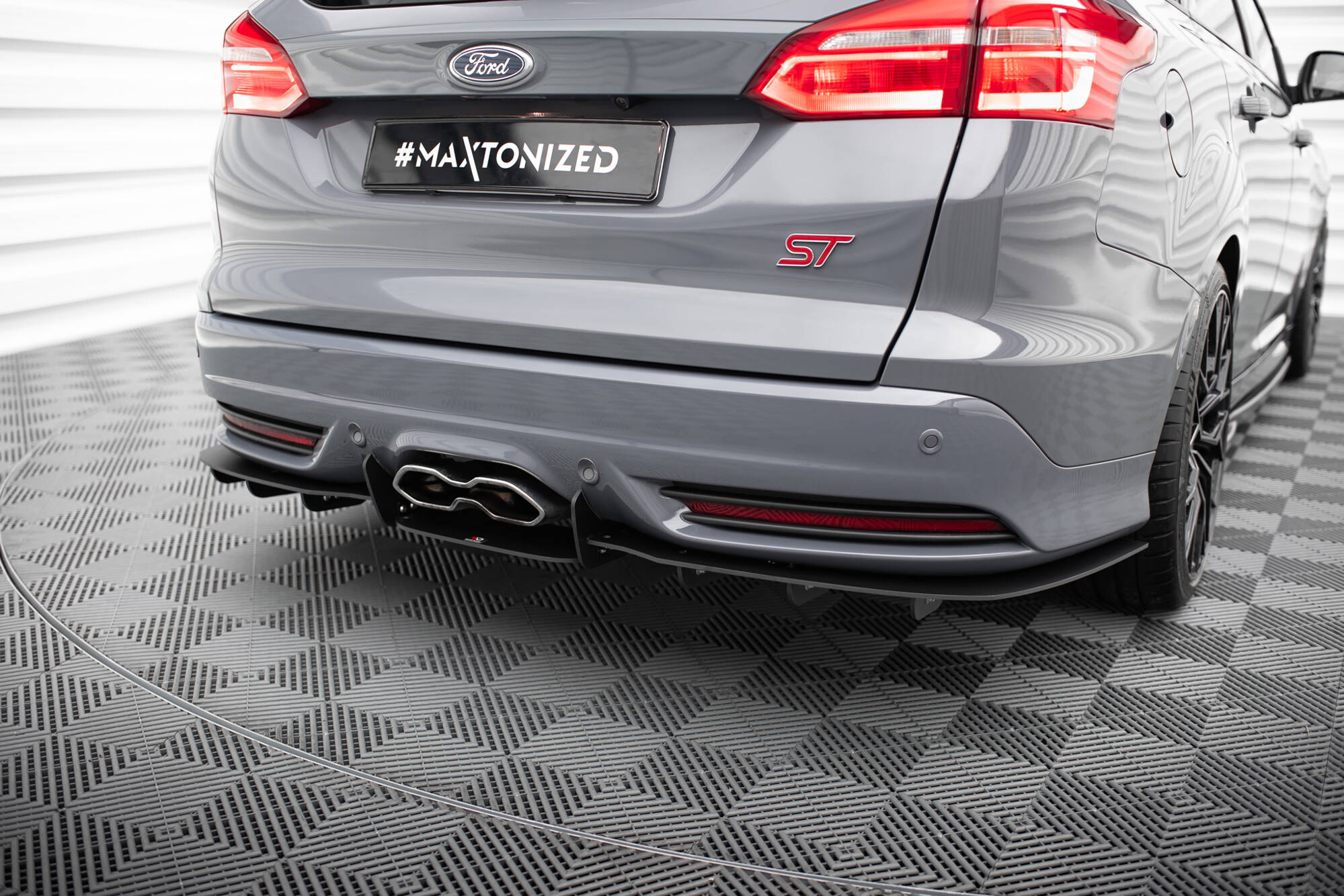 Rear Diffuser Ford Focus 3 ST Estate (Fits ST Estate Version Only) - 4