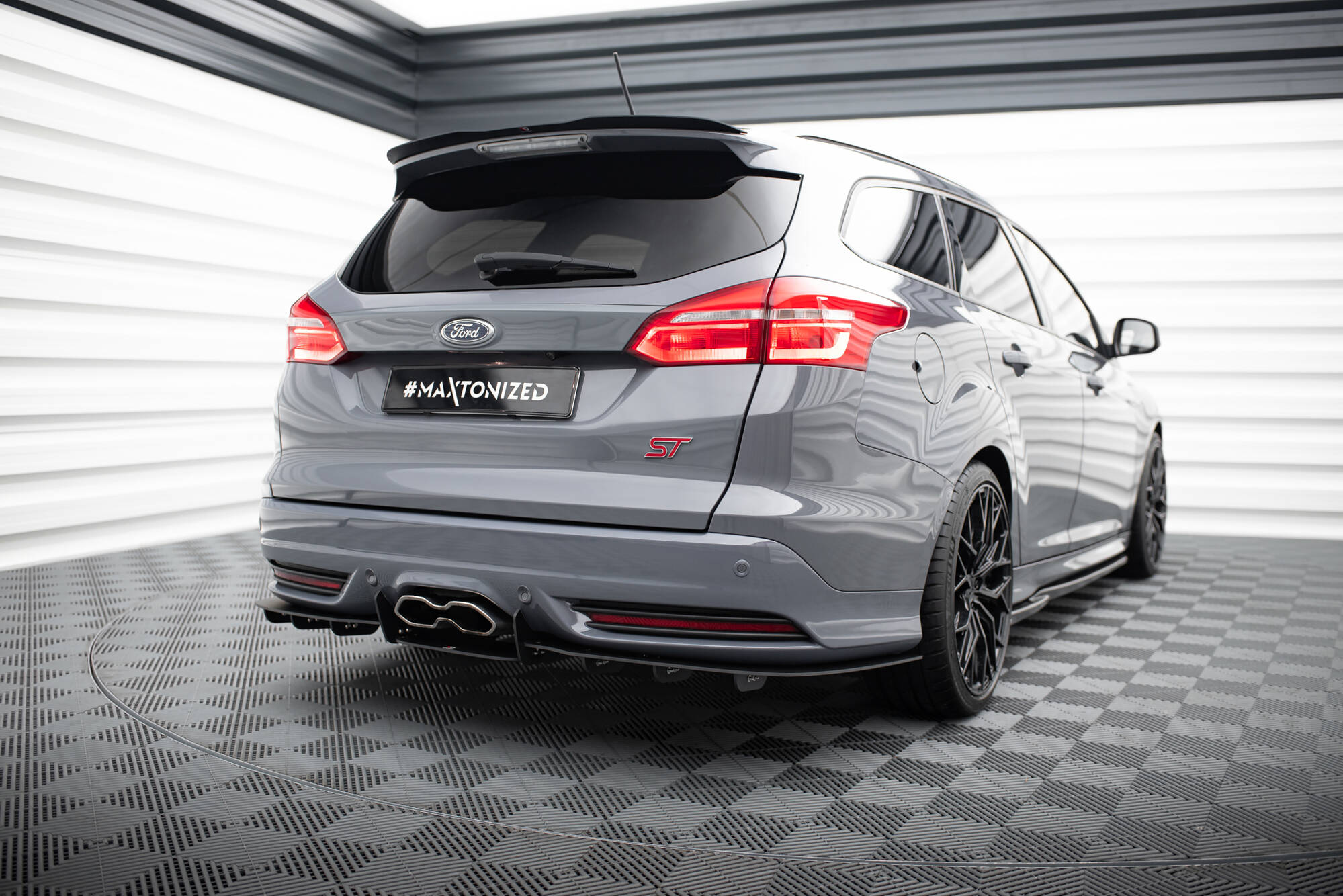 Rear Diffuser Ford Focus 3 ST Estate (Fits ST Estate Version Only) - 2