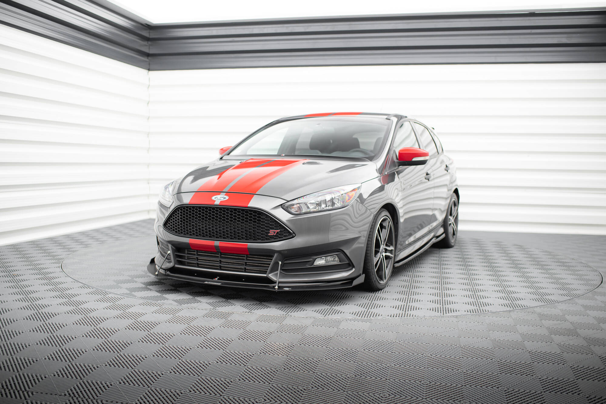 Hybrid Front Splitter V.2 Ford Focus ST Mk3 FL - 3