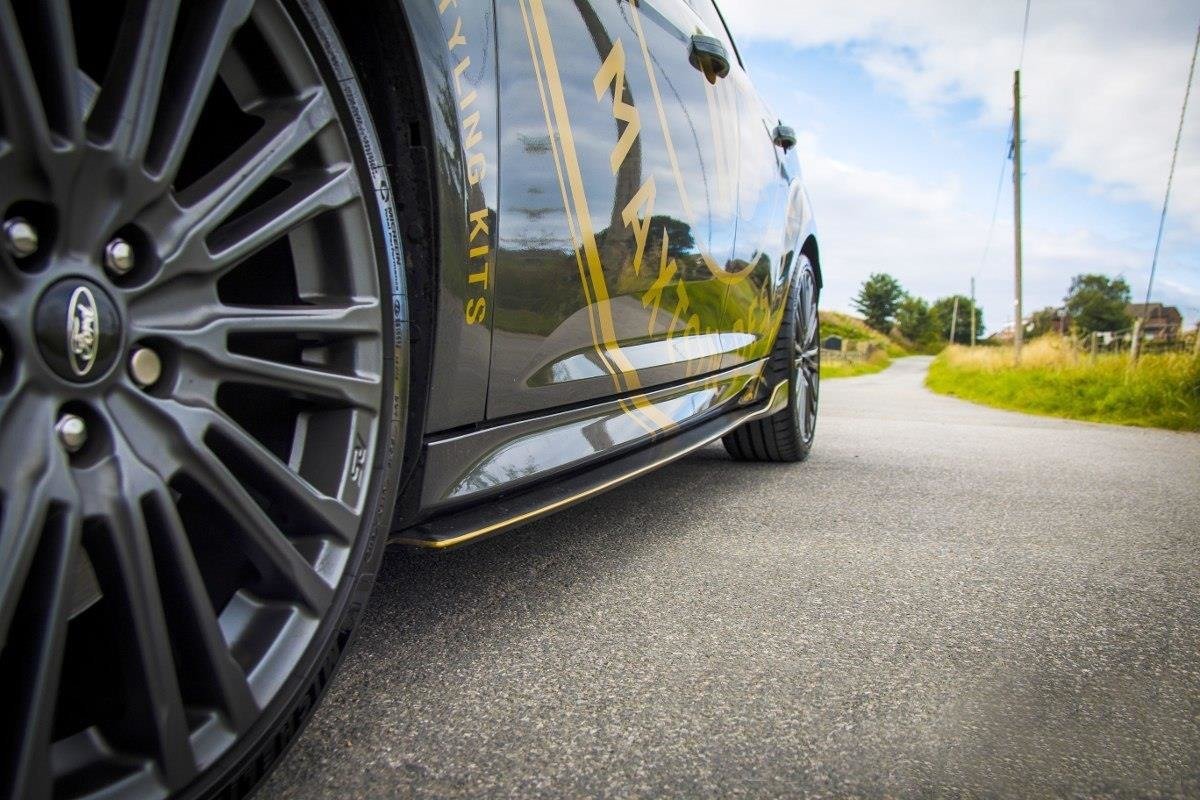 Side Splitters 'aero' Ford Focus MK3 RS