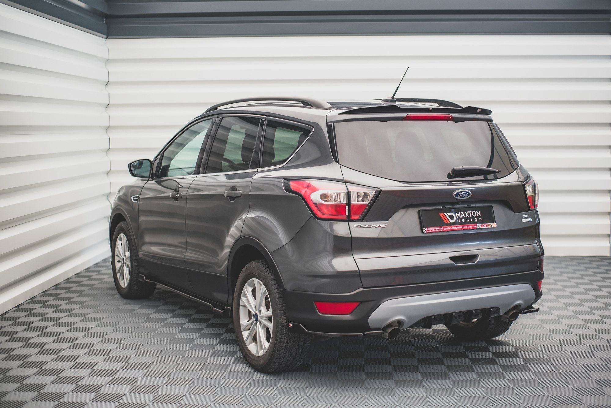 Spoiler CAP Ford Escape MK3 (2012-2019) - 3