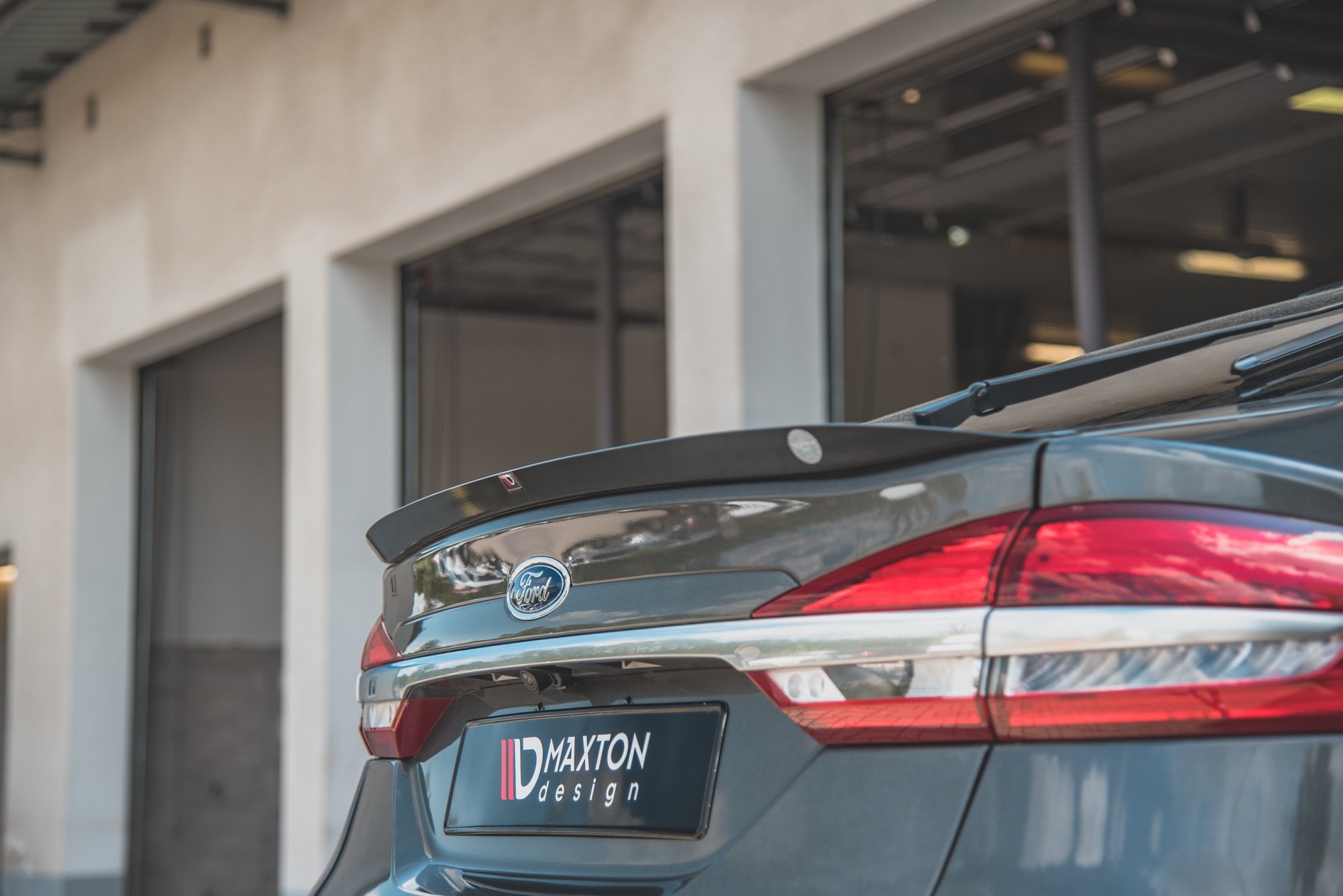 Spoiler CAP Ford Mondeo Liftback Mk5 - 2