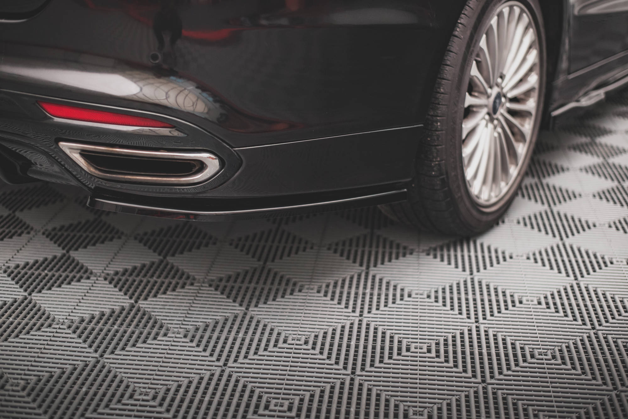 Rear Side Splitters Ford Mondeo Mk5 (2014-2019) - 2
