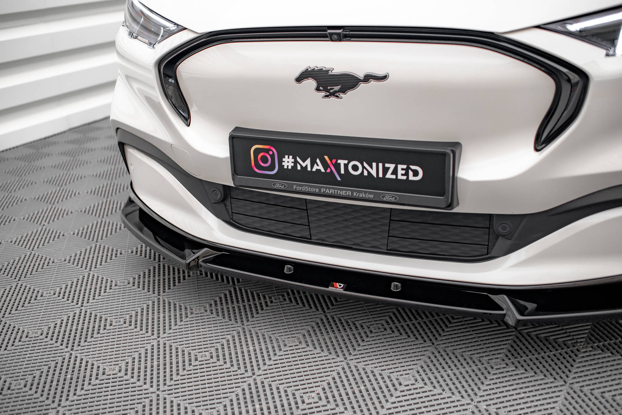 Front Splitter V.1 Ford Mustang Mach-e MK1 - 3