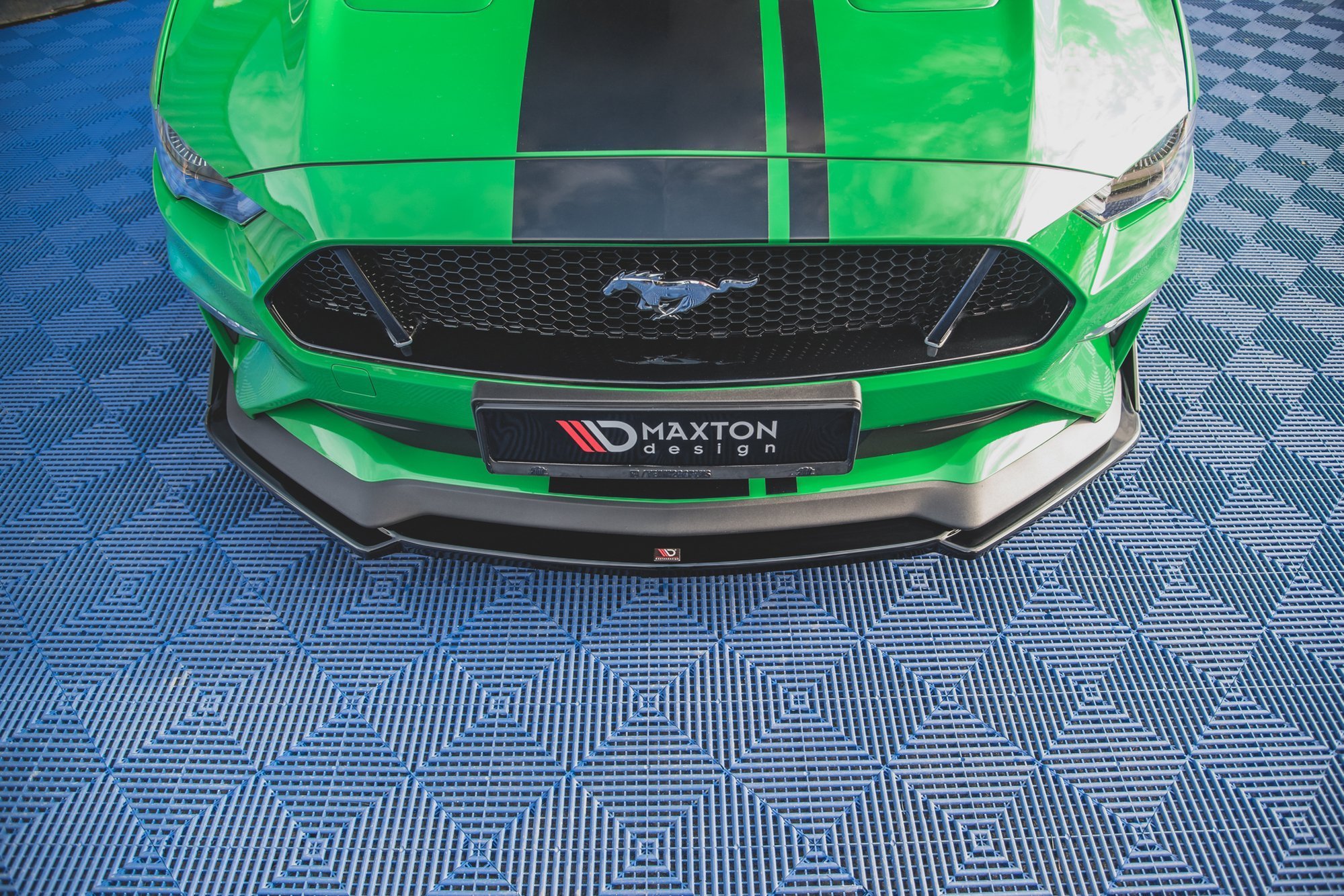 Front Splitter V.2 + Flaps Ford Mustang GT Mk6 Facelift - 4