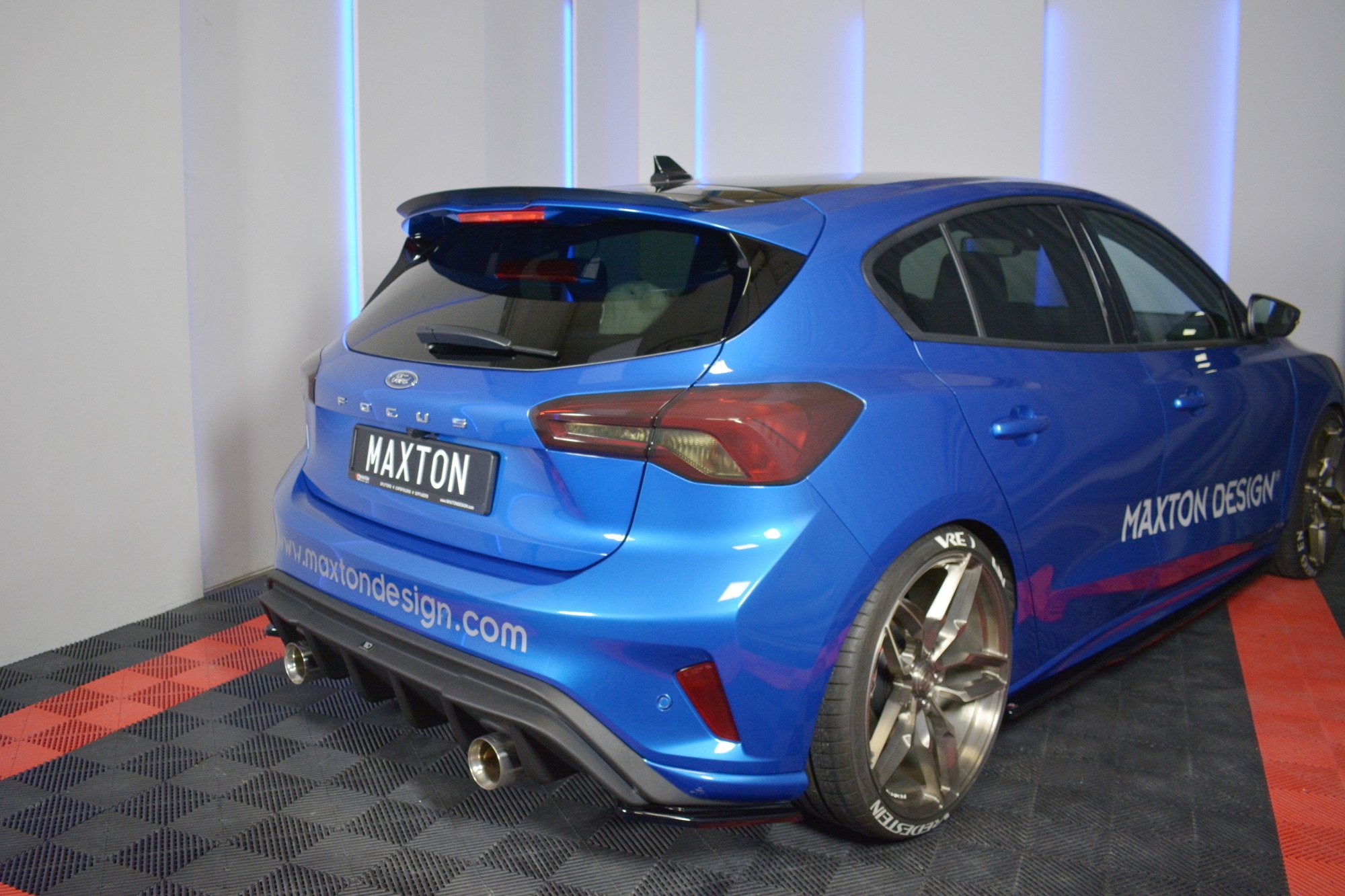 Spoiler CAP V.2 Ford Focus ST-Line Mk4 - 2