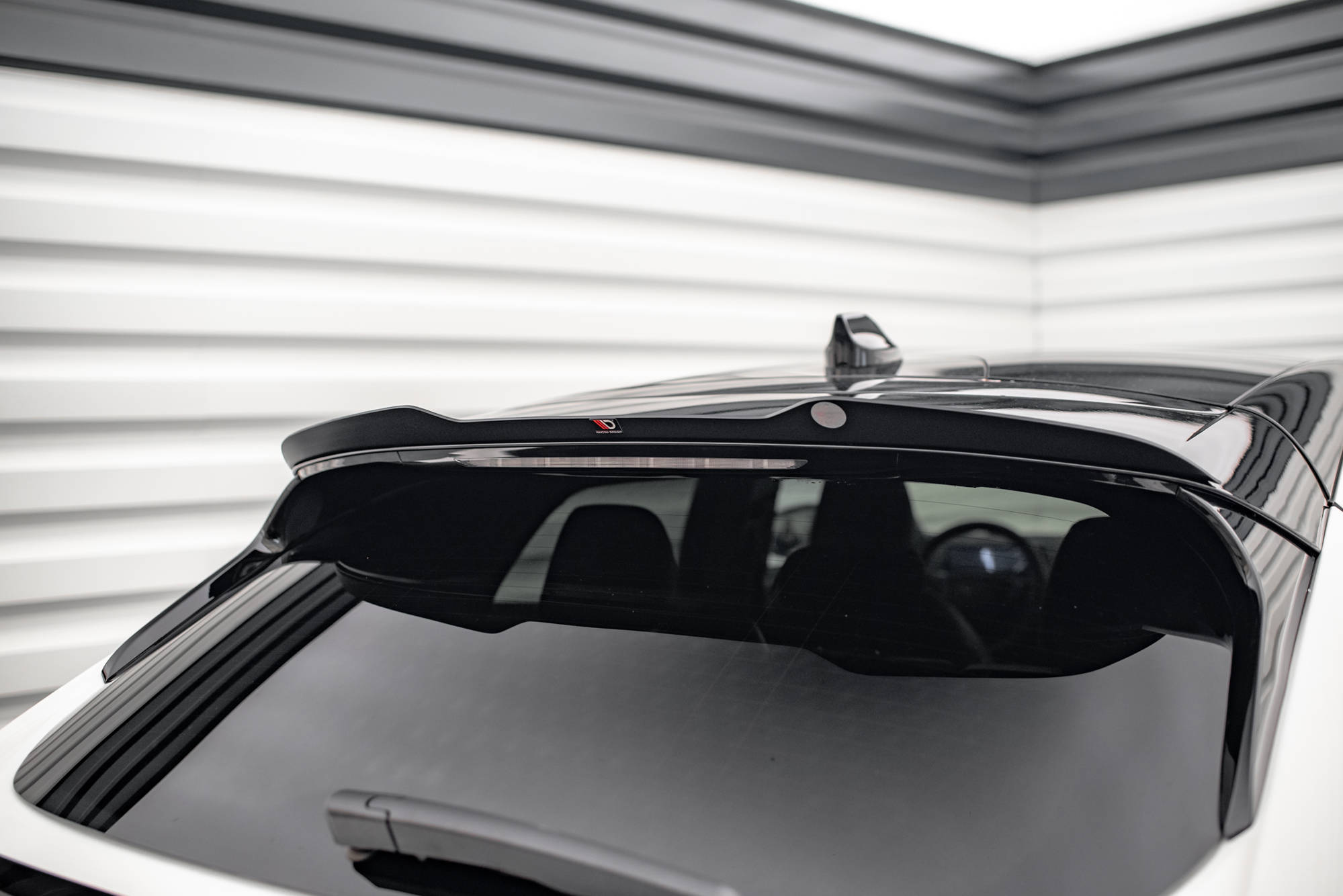 Upper Spoiler CAP Ford Mustang Mach-e MK1 - 3