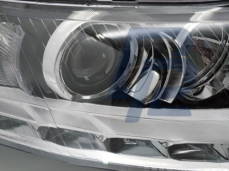Xenon Right Headlight TYC for Audi A6 C6 2009–2011 - 2