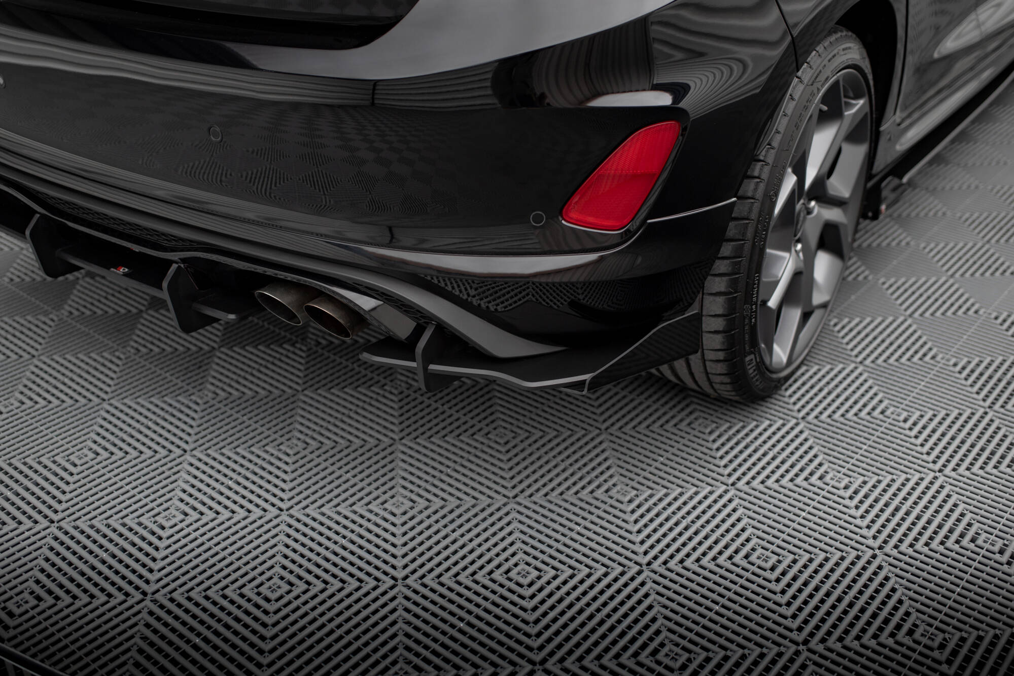 Rear Side Flaps Ford Fiesta Mk8 ST - 3