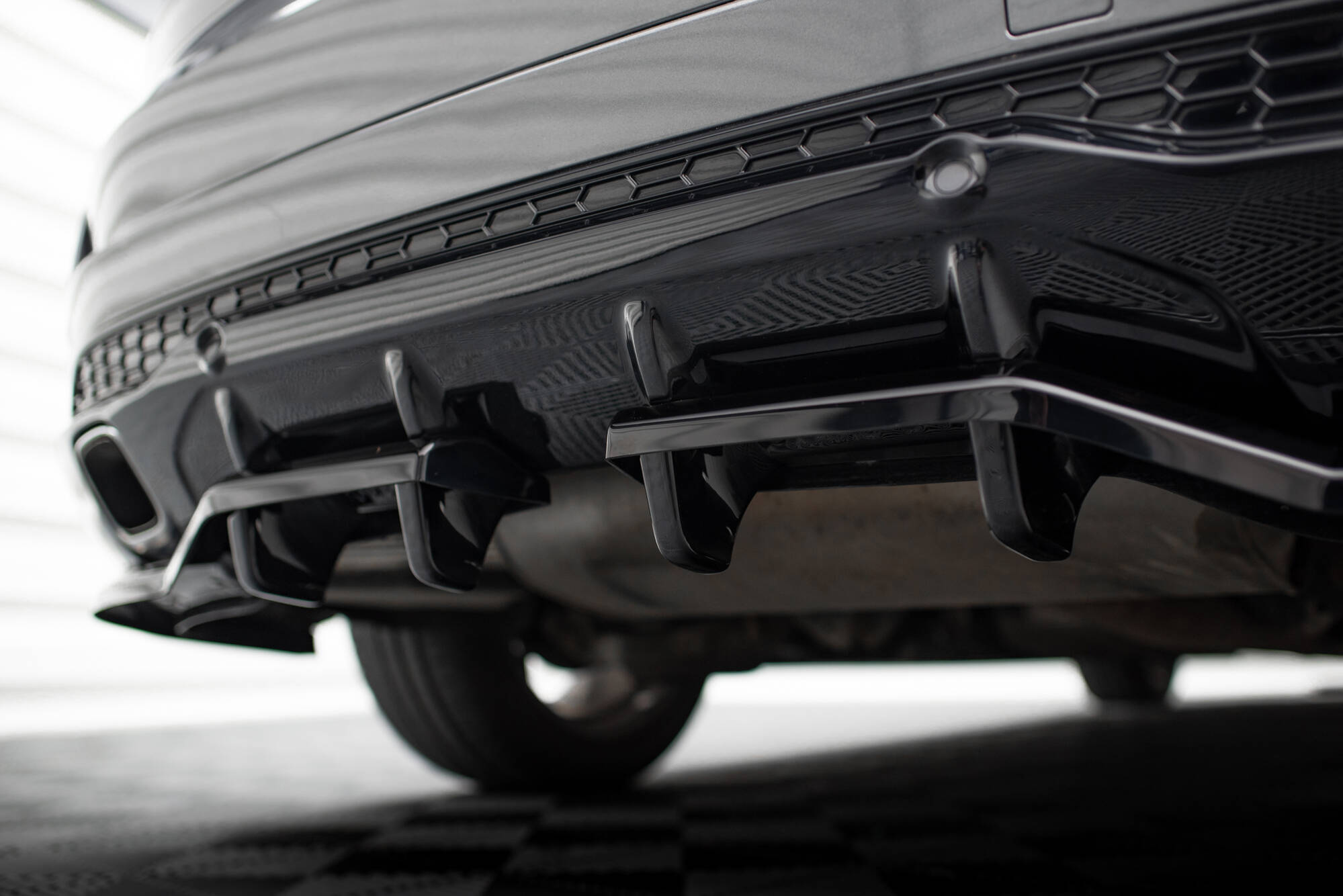 Central Rear Splitter (Vertical Bars) Ford S-Max ST-Line Mk2 - 9
