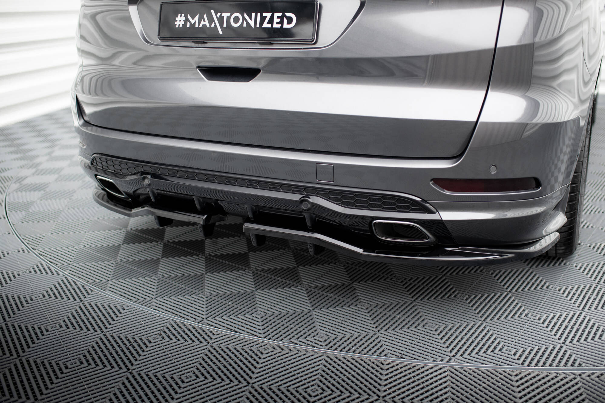Central Rear Splitter (Vertical Bars) Ford S-Max ST-Line Mk2 - 7