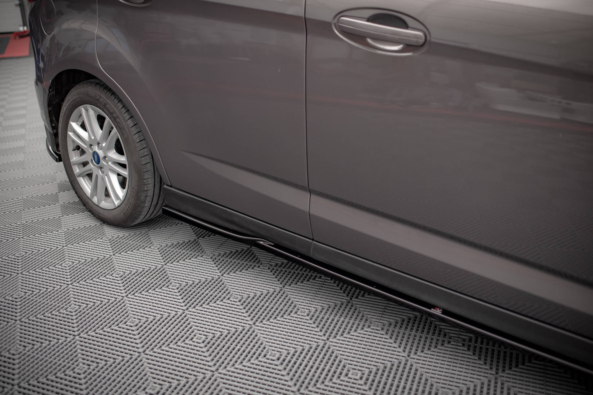 Side Skirts Diffusers Ford C-max MK2 (2010-2014) - 3