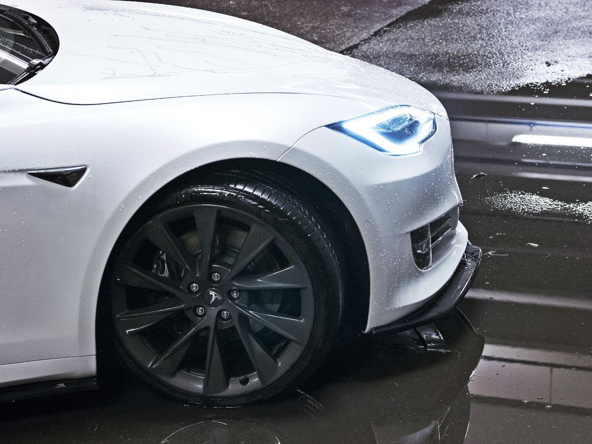 FRONT SPLITTER V.1 TESLA MODEL S FACELIFT - 2