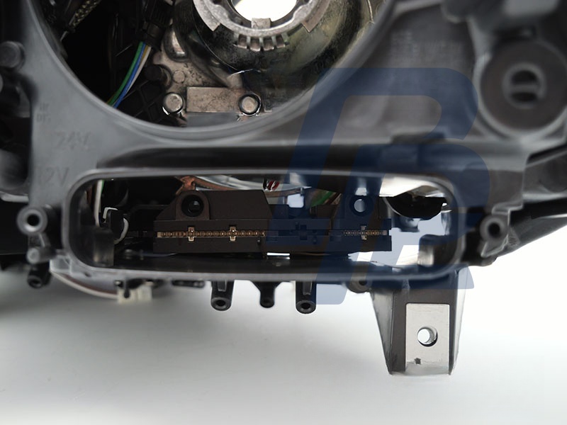 Xenon Right Headlight for BMW F10 F11 2010–2013 - 4