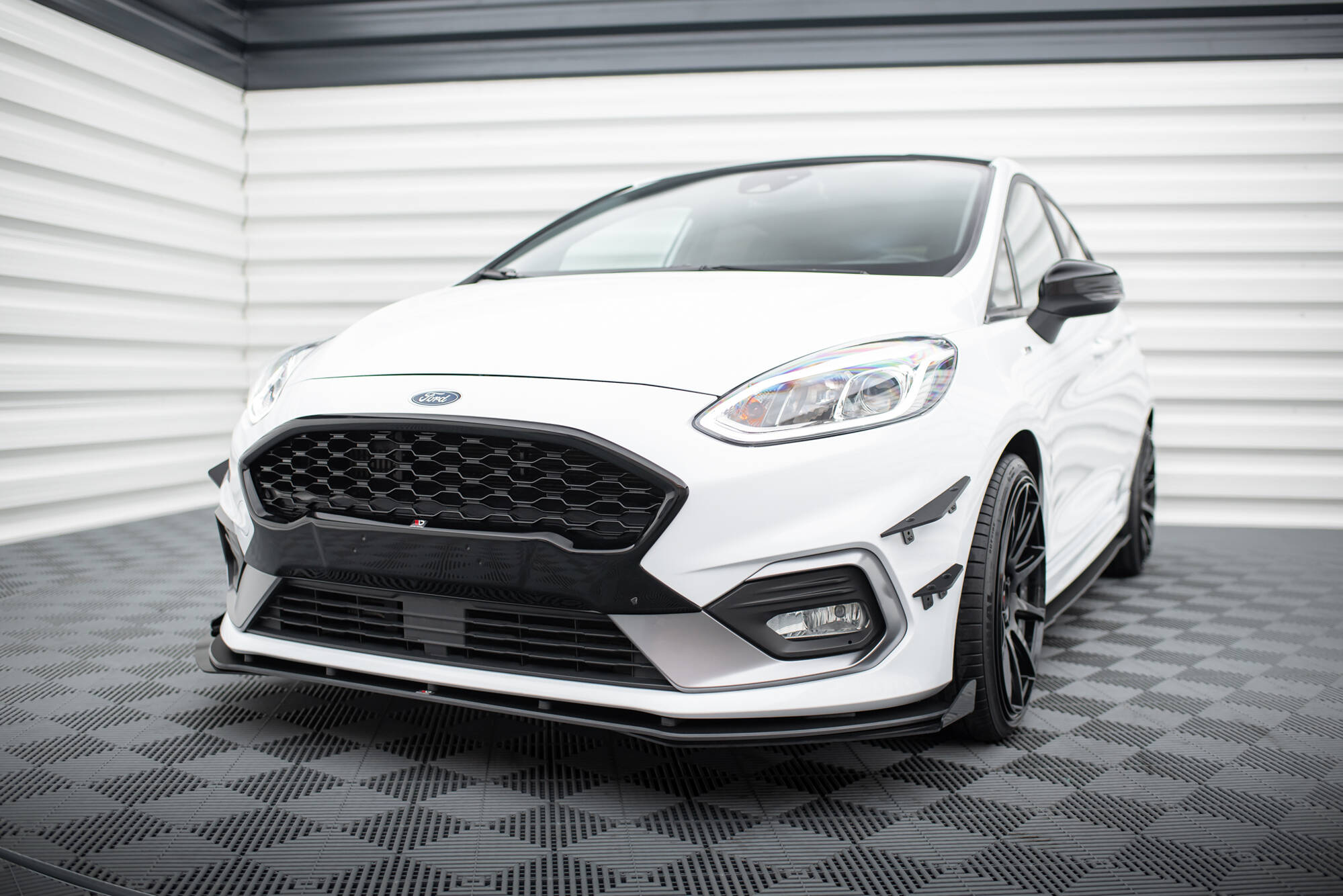 Flaps Ford Fiesta Mk8 ST / ST-Line - 2