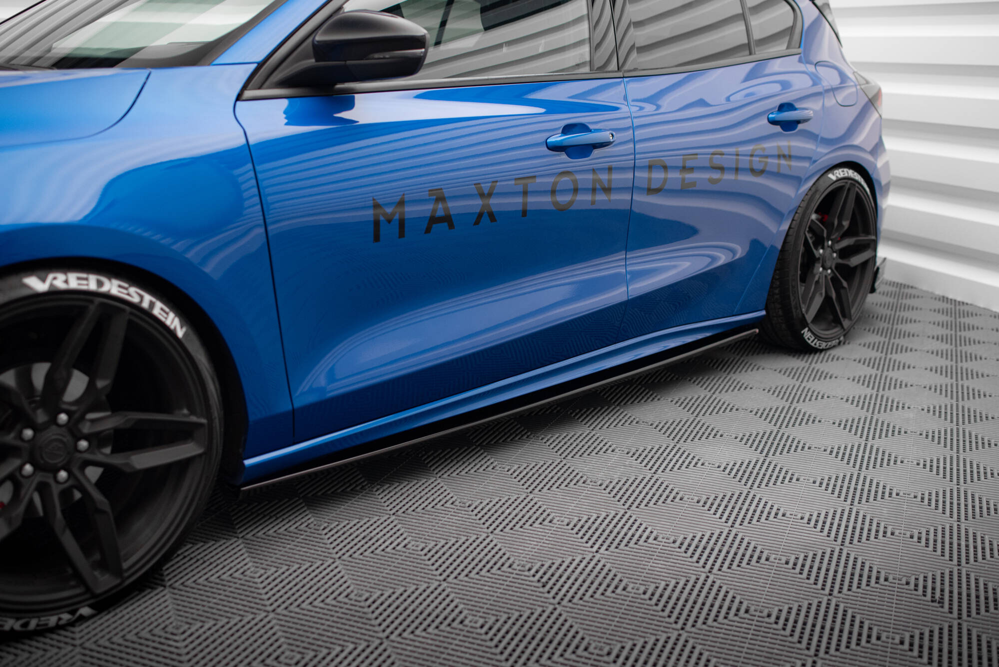 Side Skirts Diffusers V.2 Ford Focus ST / ST-Line Mk4 - 3