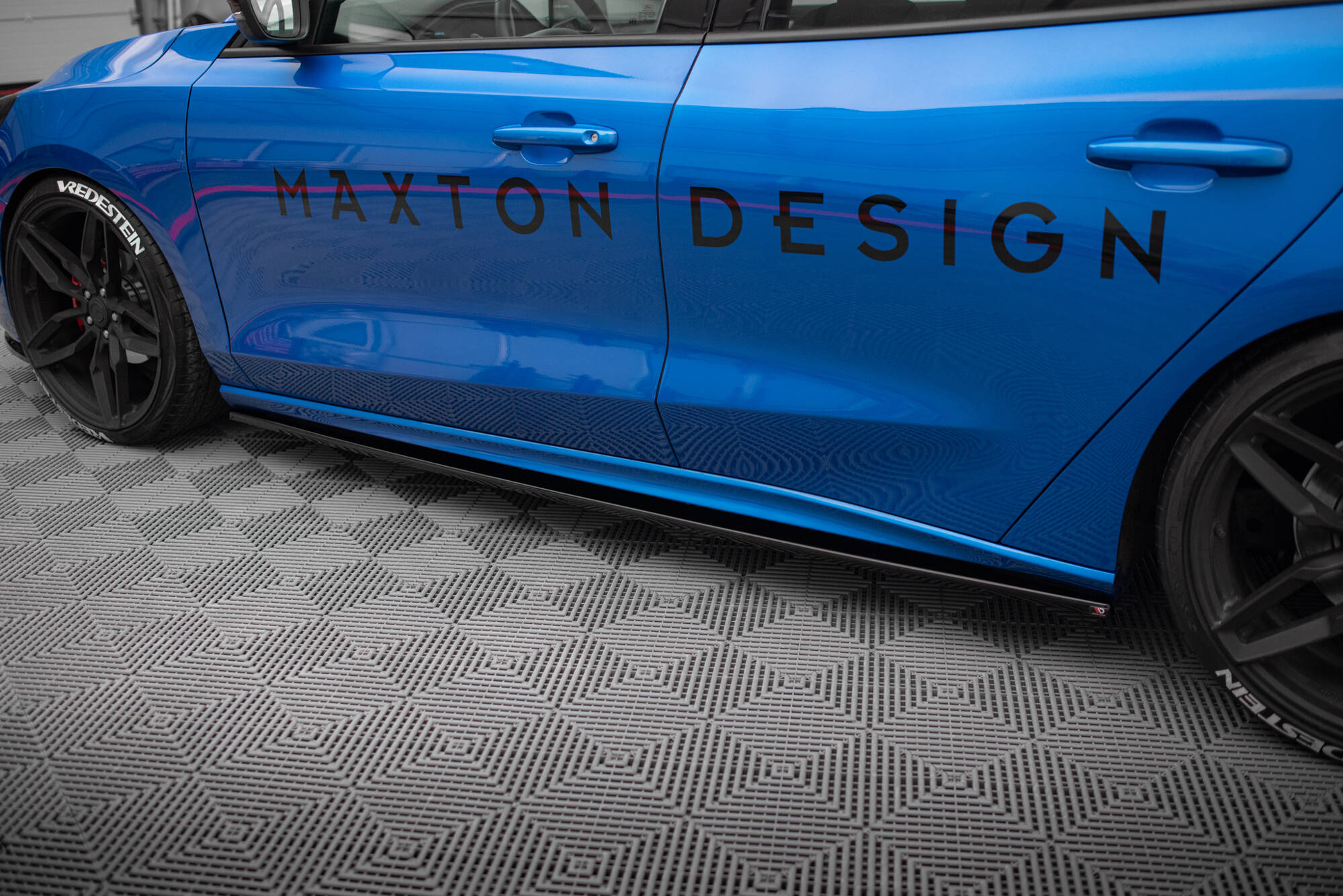 Side Skirts Diffusers V.2 Ford Focus ST / ST-Line Mk4 - 4
