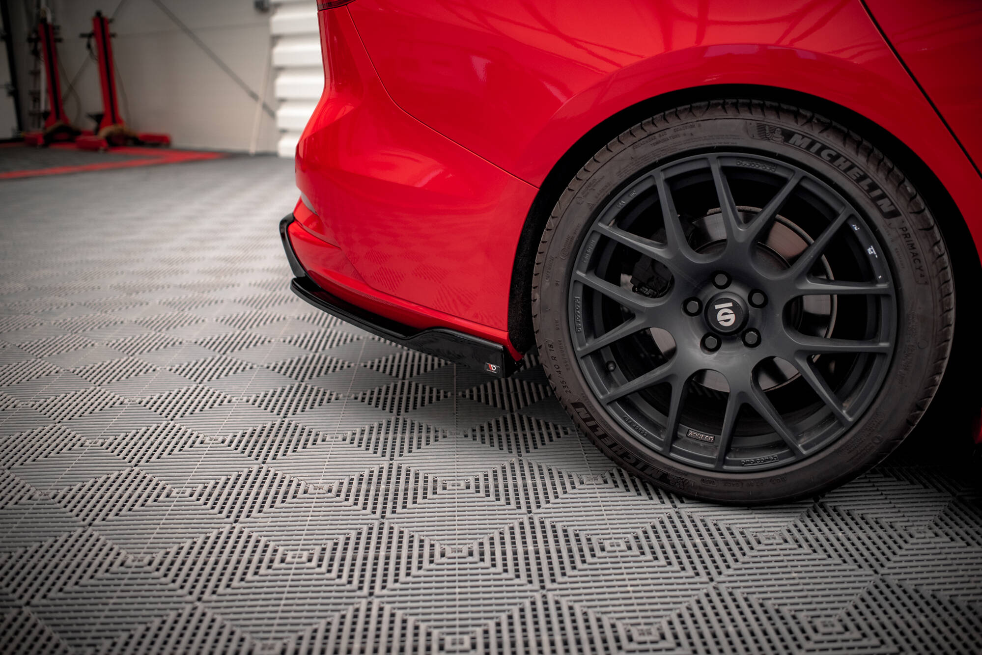 Rear Side Splitters V.8 Ford Focus Estate ST Mk4 - 4
