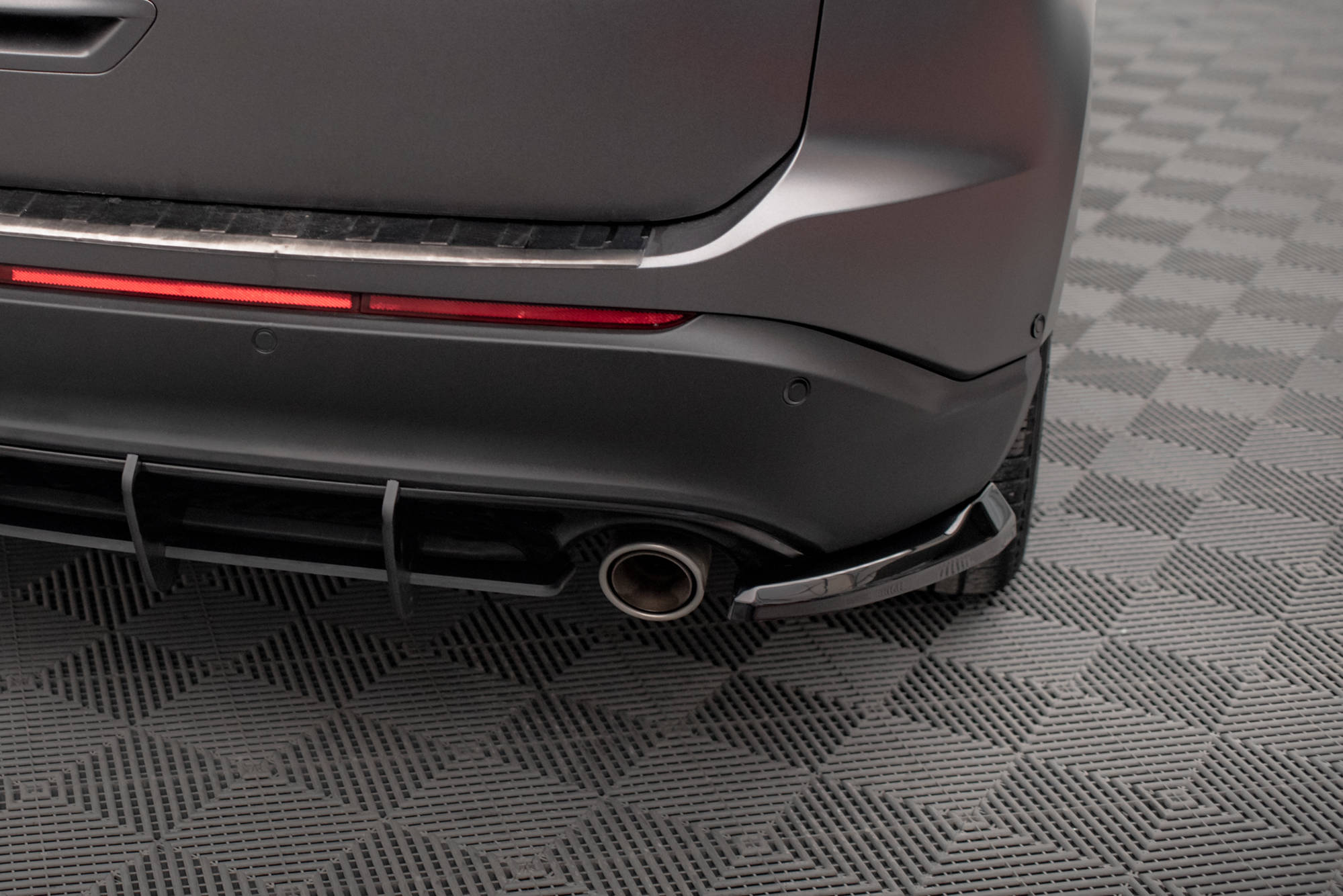 Rear Side Splitters V.1 Ford Edge Mk2 - 4