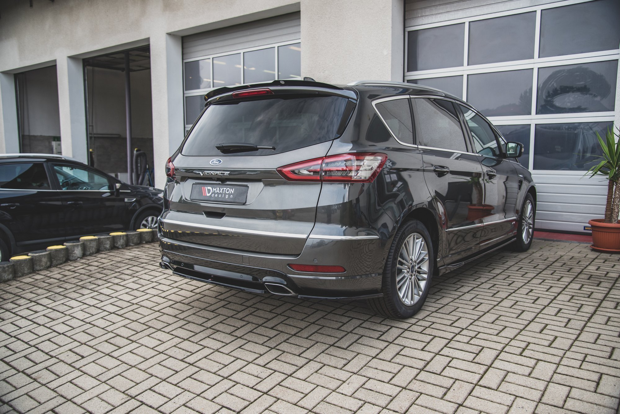 Central Rear Splitter Ford S-Max Vignale Mk2 Facelift (2019-) - 4