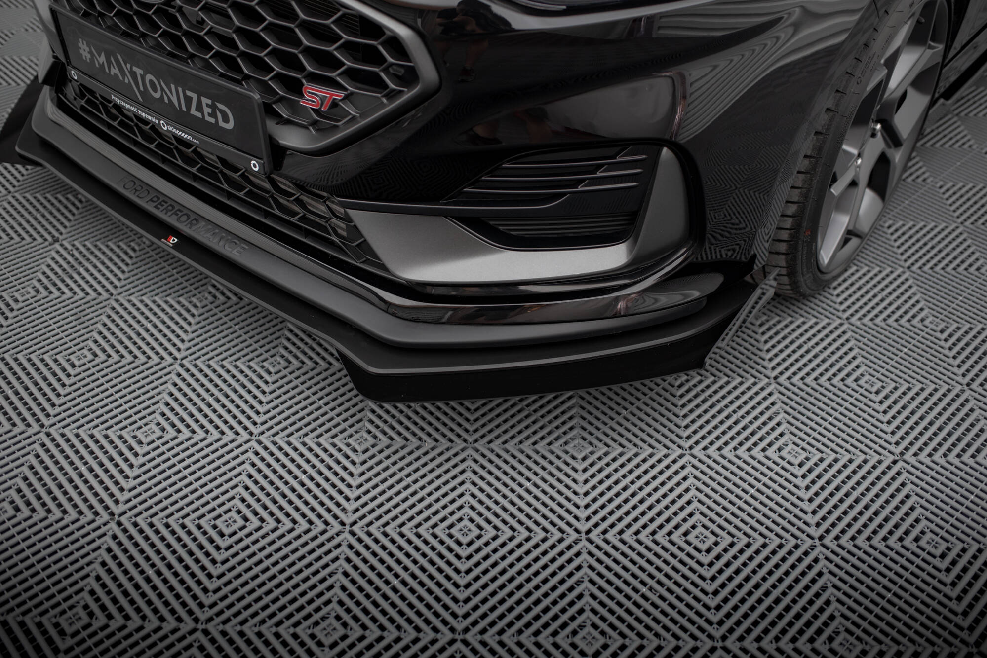 Front Flaps Ford Fiesta ST Mk8 Facelift - 4