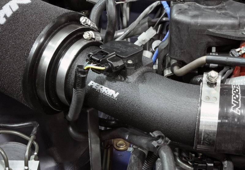 PERRIN SHORT RAM AIR INTAKE IMPREZA WRX/STI 02-07 (RED) - 4