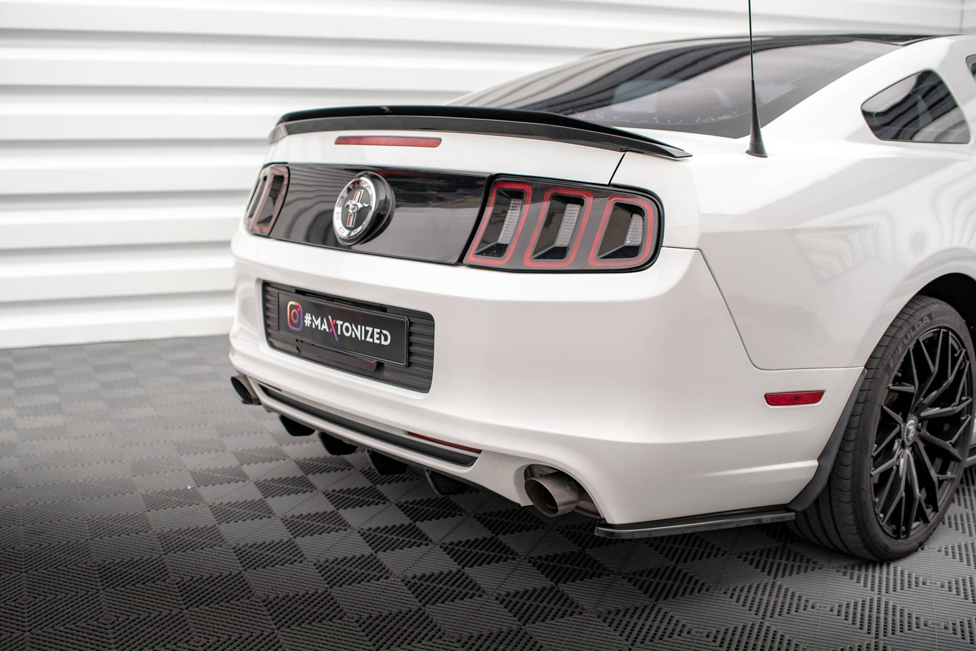 Rear Valance Ford Mustang Mk5 Facelift - 5