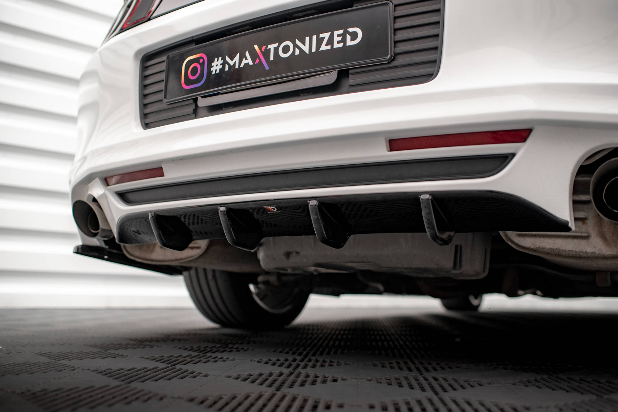 Rear Valance Ford Mustang Mk5 Facelift - 4