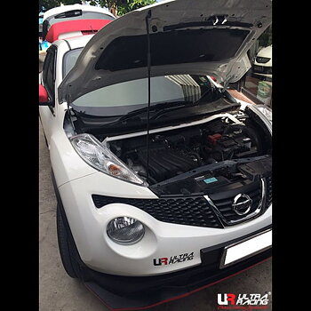 NISSAN JUKE 10+ ULTRARACING 2-POINT FRONT UPPER STRUT BAR