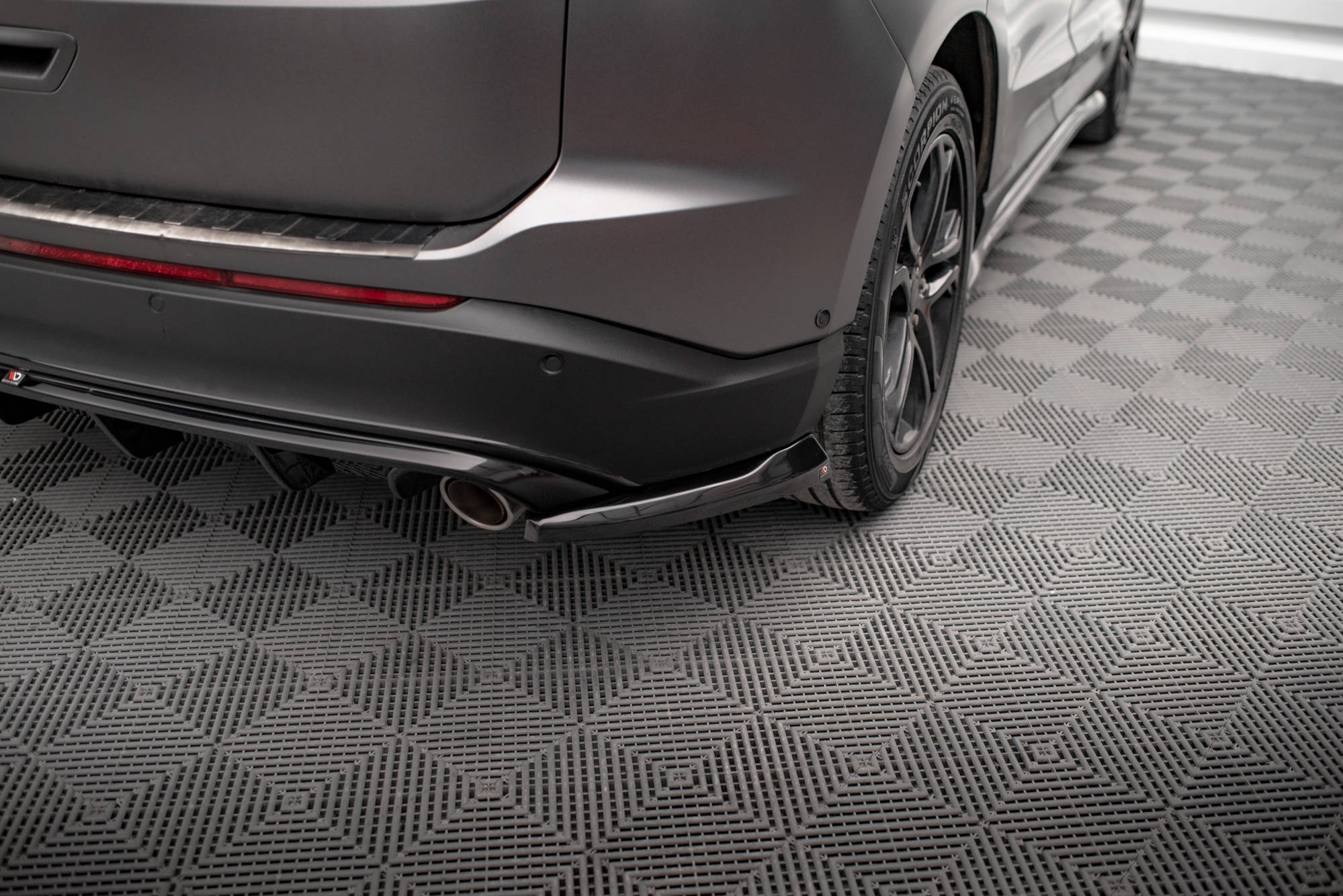 Rear Side Splitters V.2 Ford Edge Mk2 - 3