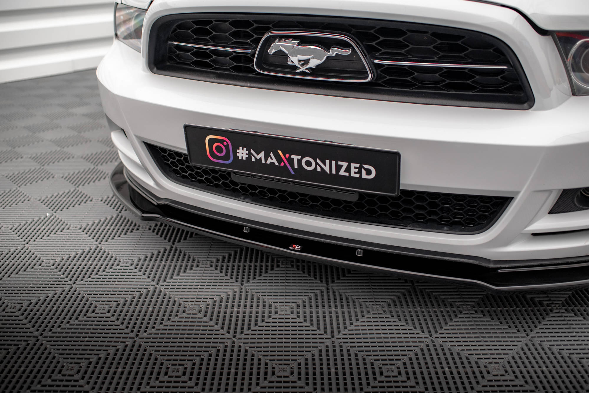 Front Splitter Ford Mustang Mk5 Facelift - 3