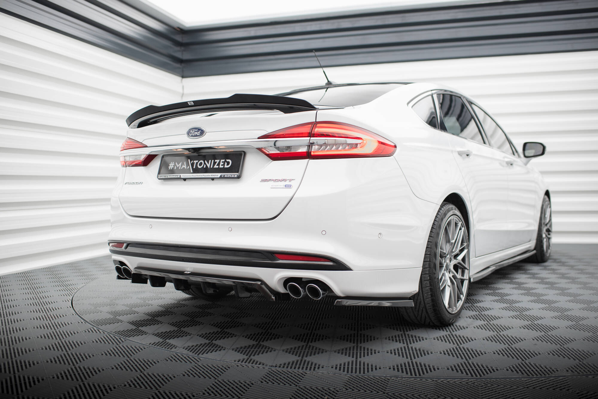 Central Rear Splitter (Vertical Bars) Ford Mondeo Sport Mk5 Facelift / Fusion Sport Mk2 Facelift - 4