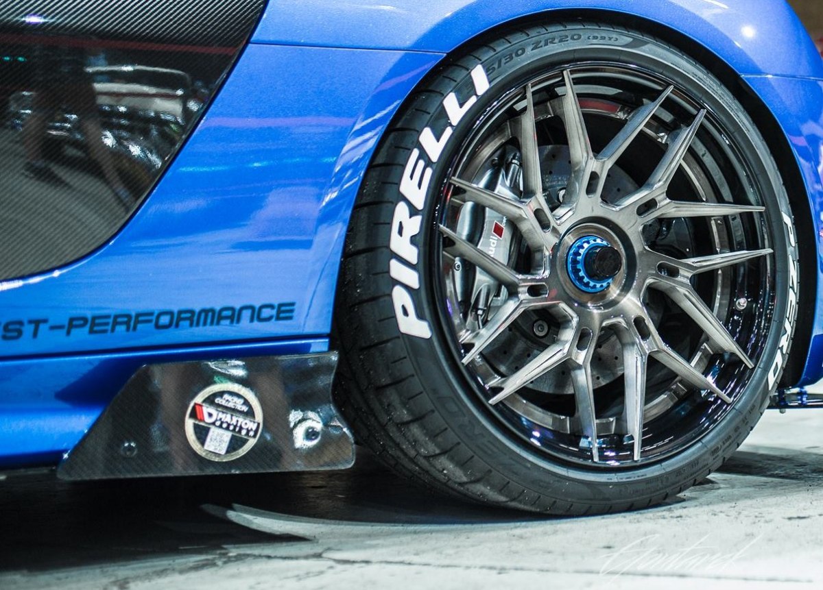 RACING SIDO EXTENSIONS AUDI R8 MK2 - 3