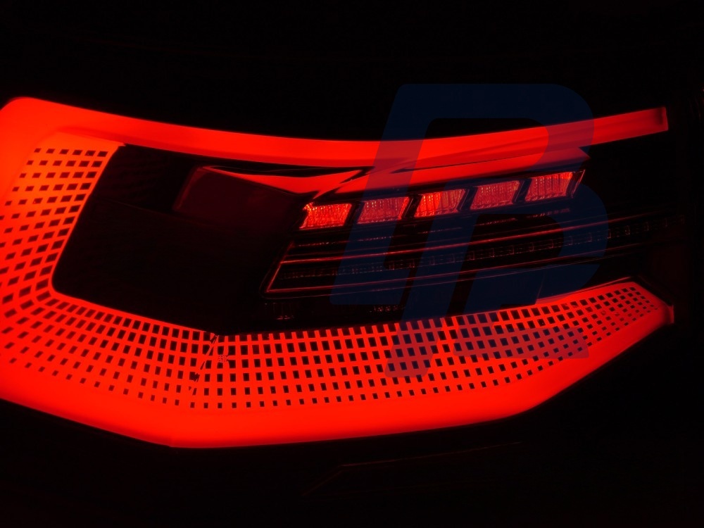 LED Tail Lights Smoked LED Sequential for VW Golf VIII 2019–2024 - 2
