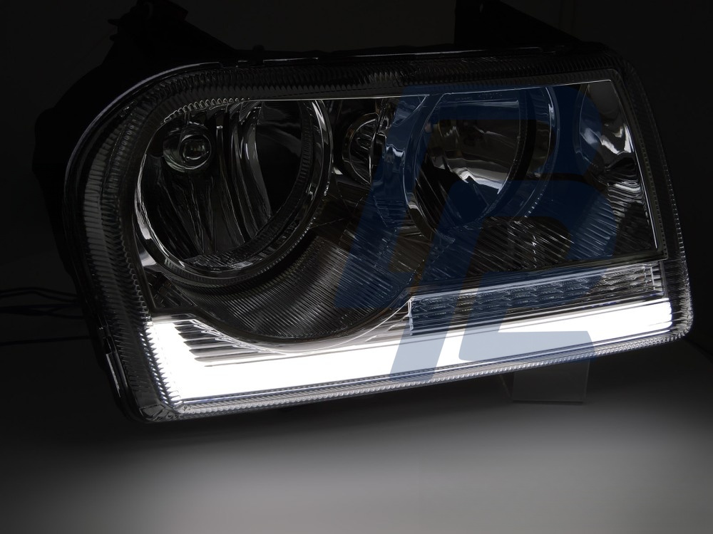 Headlights for Chrysler 300 2005–2008 Tube Light Chrome - 2