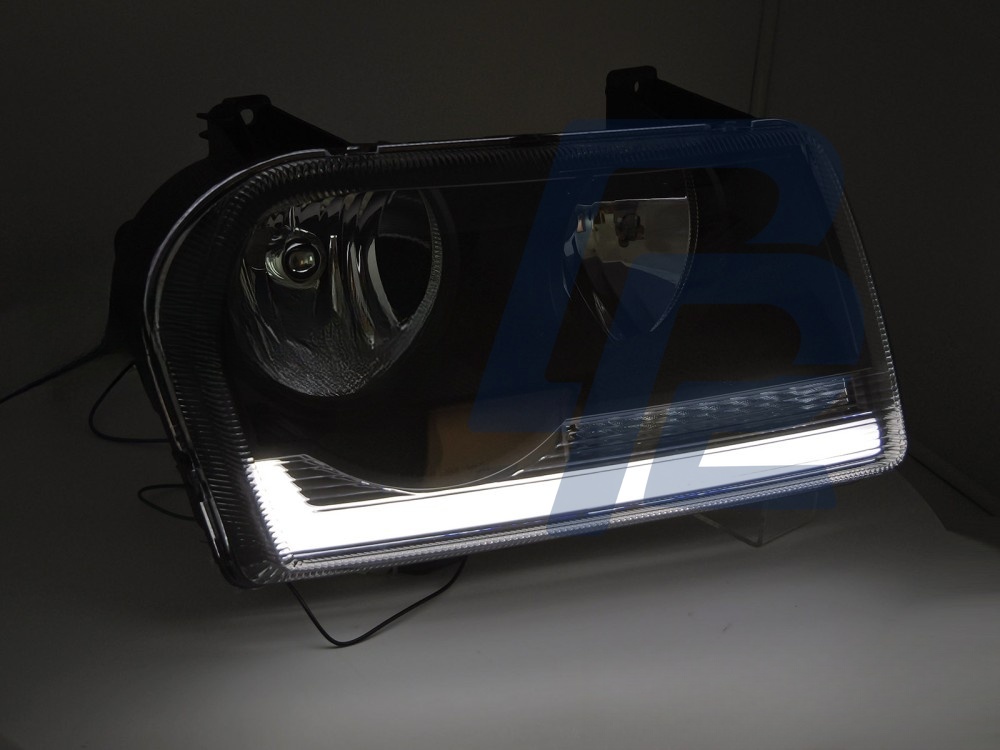 Headlights for Chrysler 300 2005–2008 Tube Light Black - 2