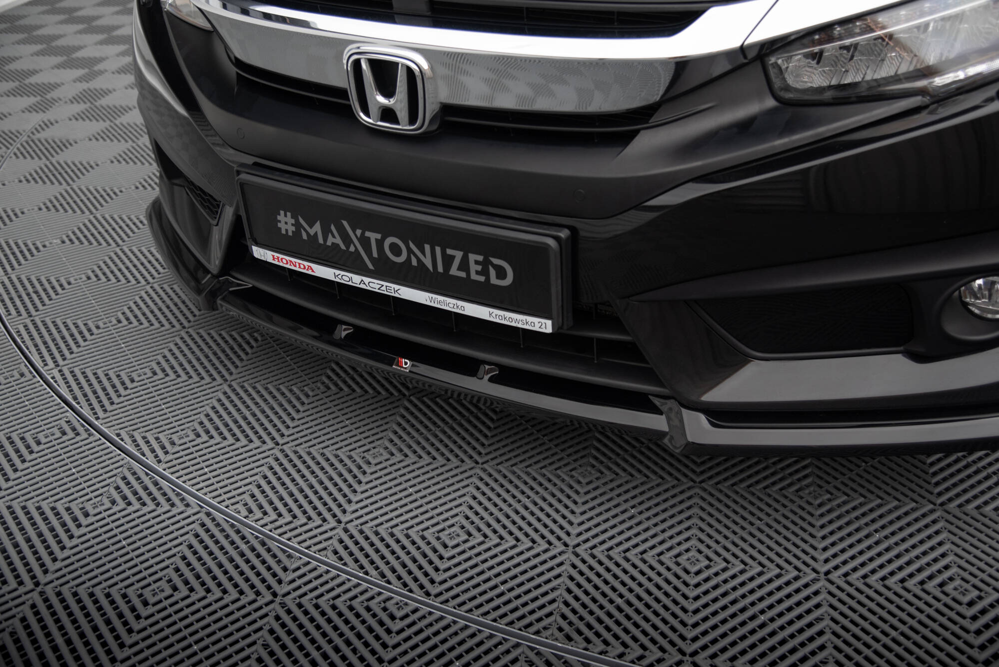 Front Splitter V.1 Honda Civic Mk10 - 4