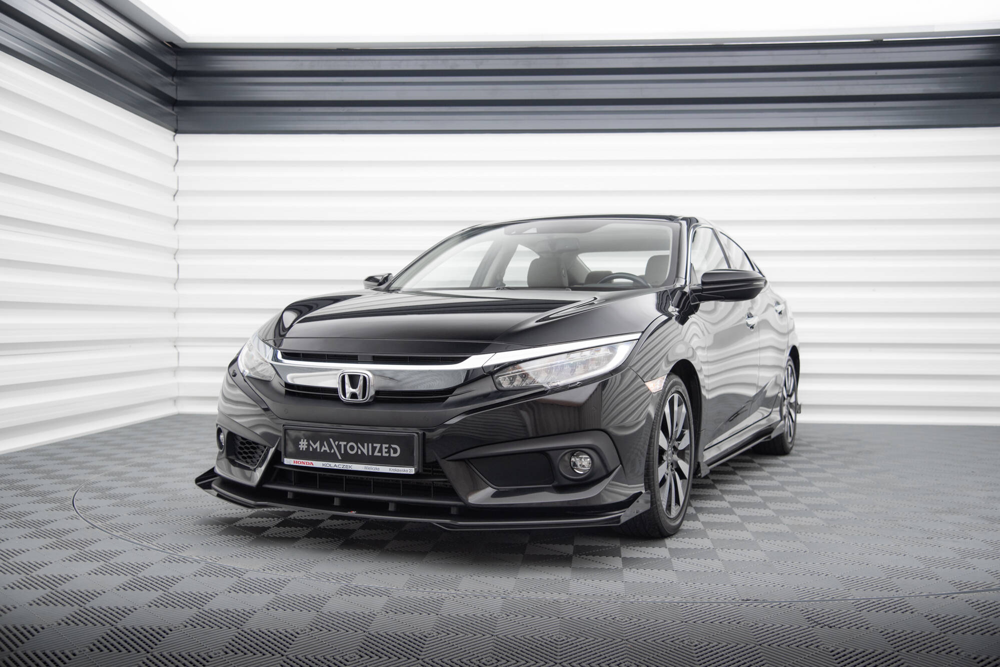 Front Flaps Honda Civic Mk10 - 3