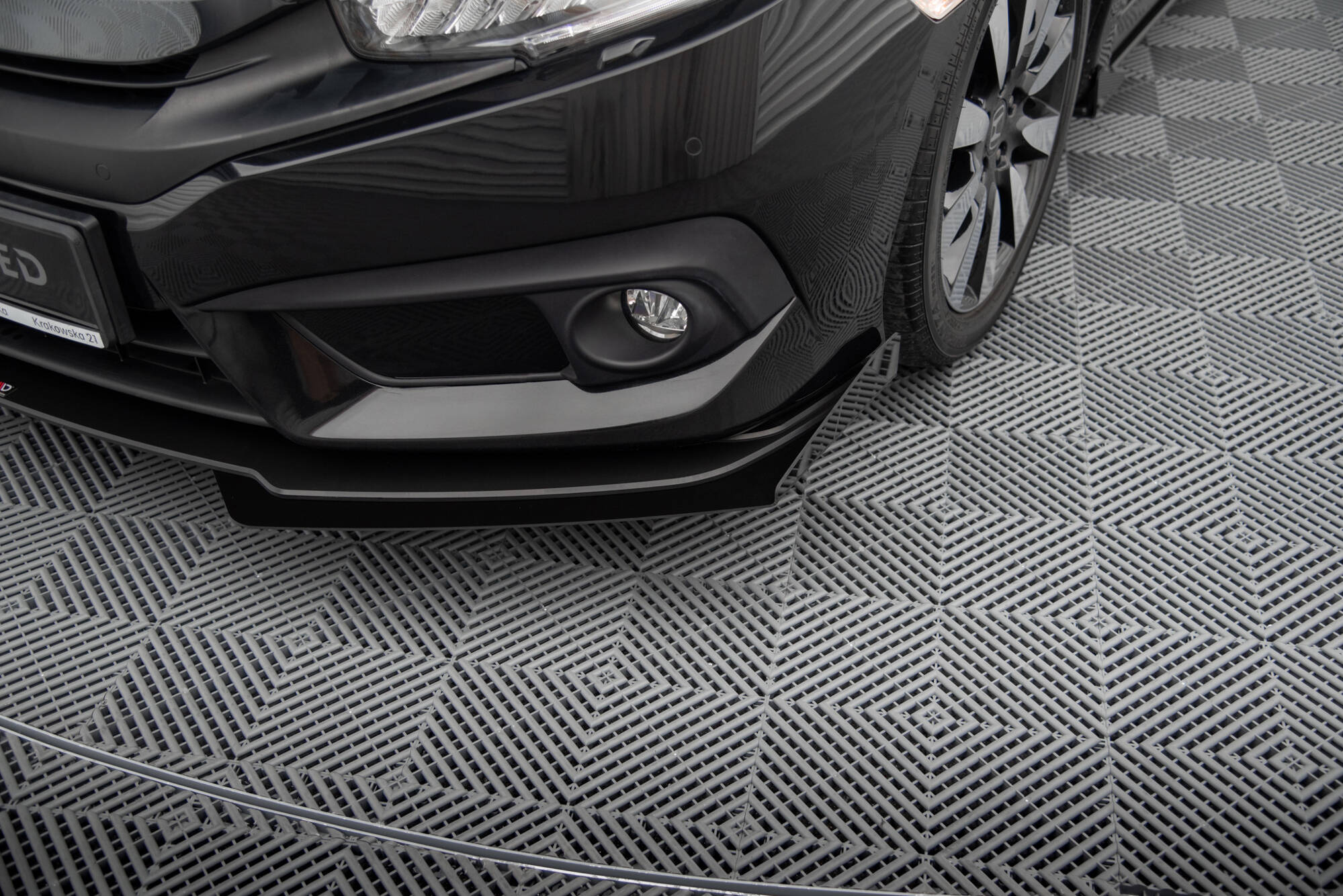 Front Flaps Honda Civic Mk10 - 4