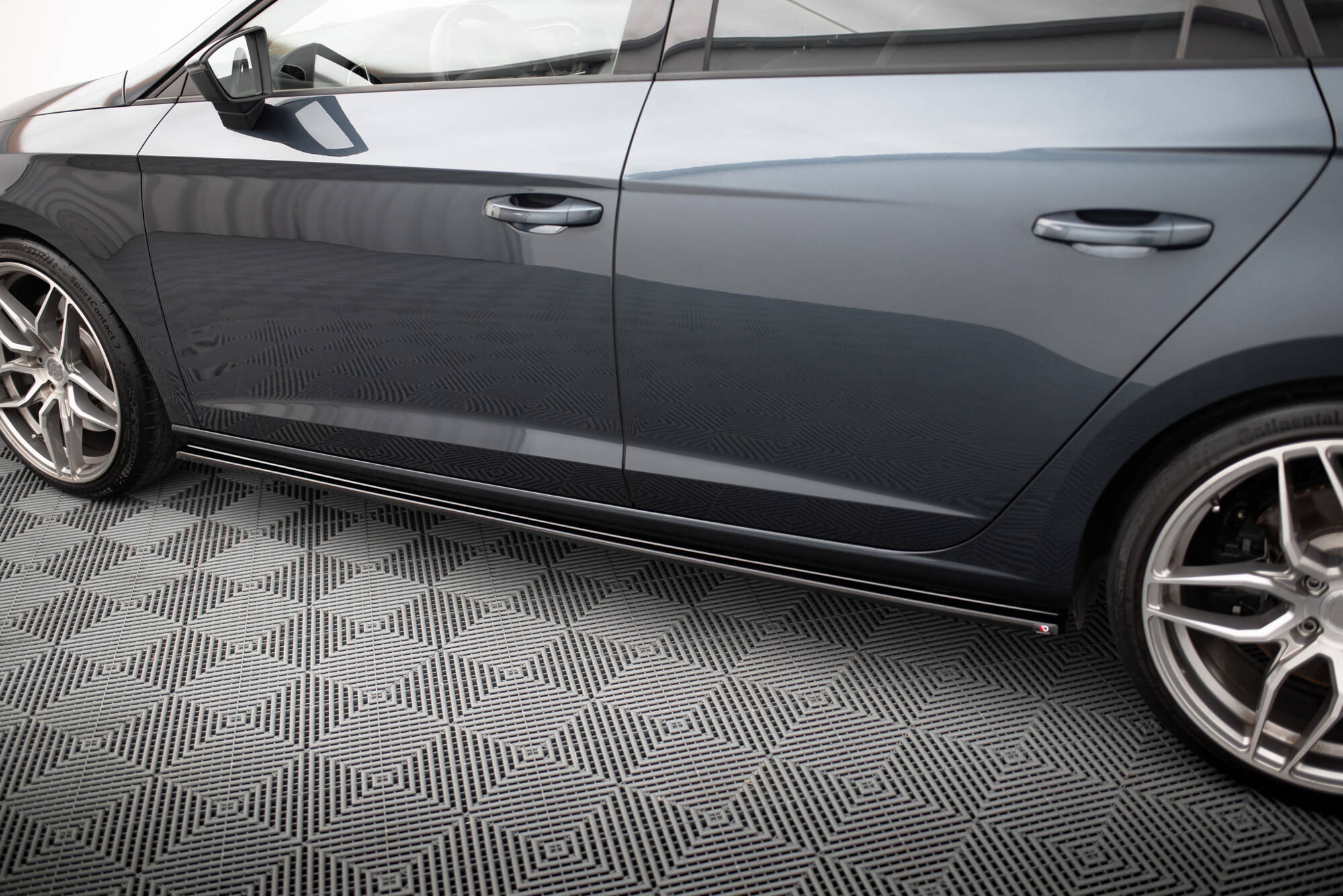 SIDE SKIRTS DIFFUSERS V.1 SUITABLE FOR SEAT LEON MK3 CUPRA/ FR FACELIFT – MAXTON DESIGN - 4