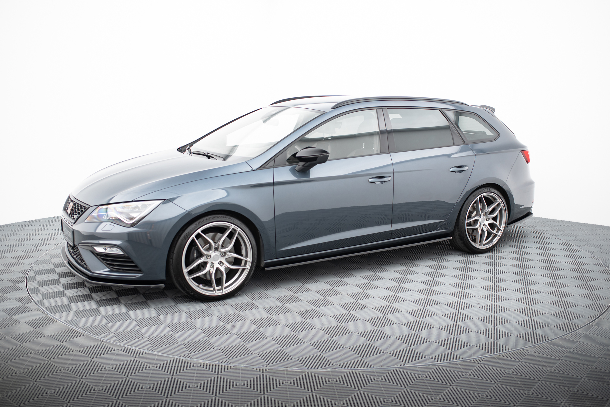 SIDE SKIRTS DIFFUSERS V.2 SUITABLE FOR SEAT LEON MK3 CUPRA/ FR FACELIFT – MAXTON DESIGN - 2