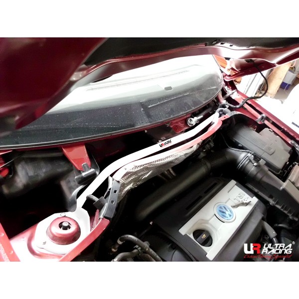 AUDI Q3 11+ 2.0TFSI/TDI ULTRARACING 2P FRONT UPPER STRUTBAR