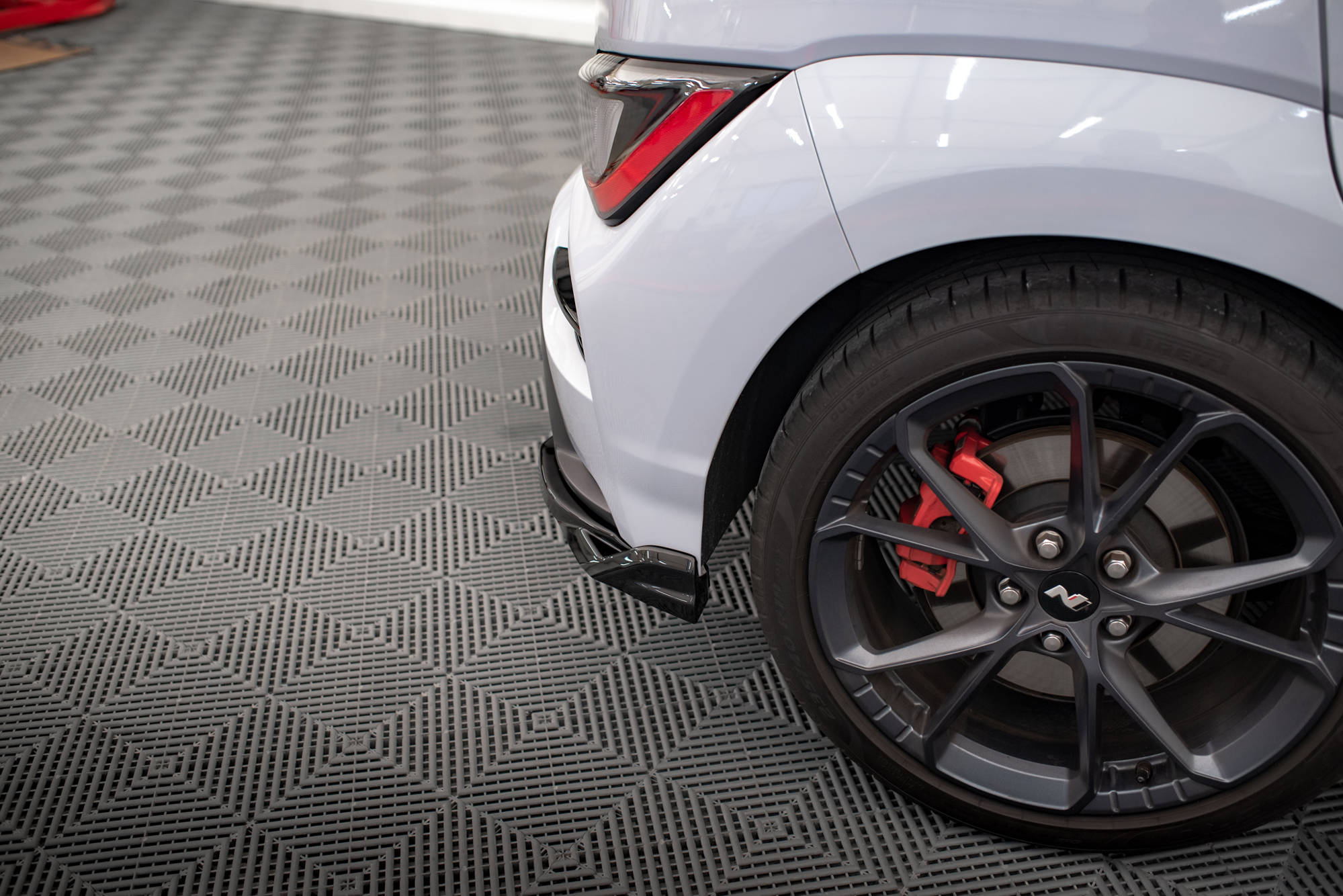 Rear Side Splitters V.2 Hyundai Kona Mk1 - 4