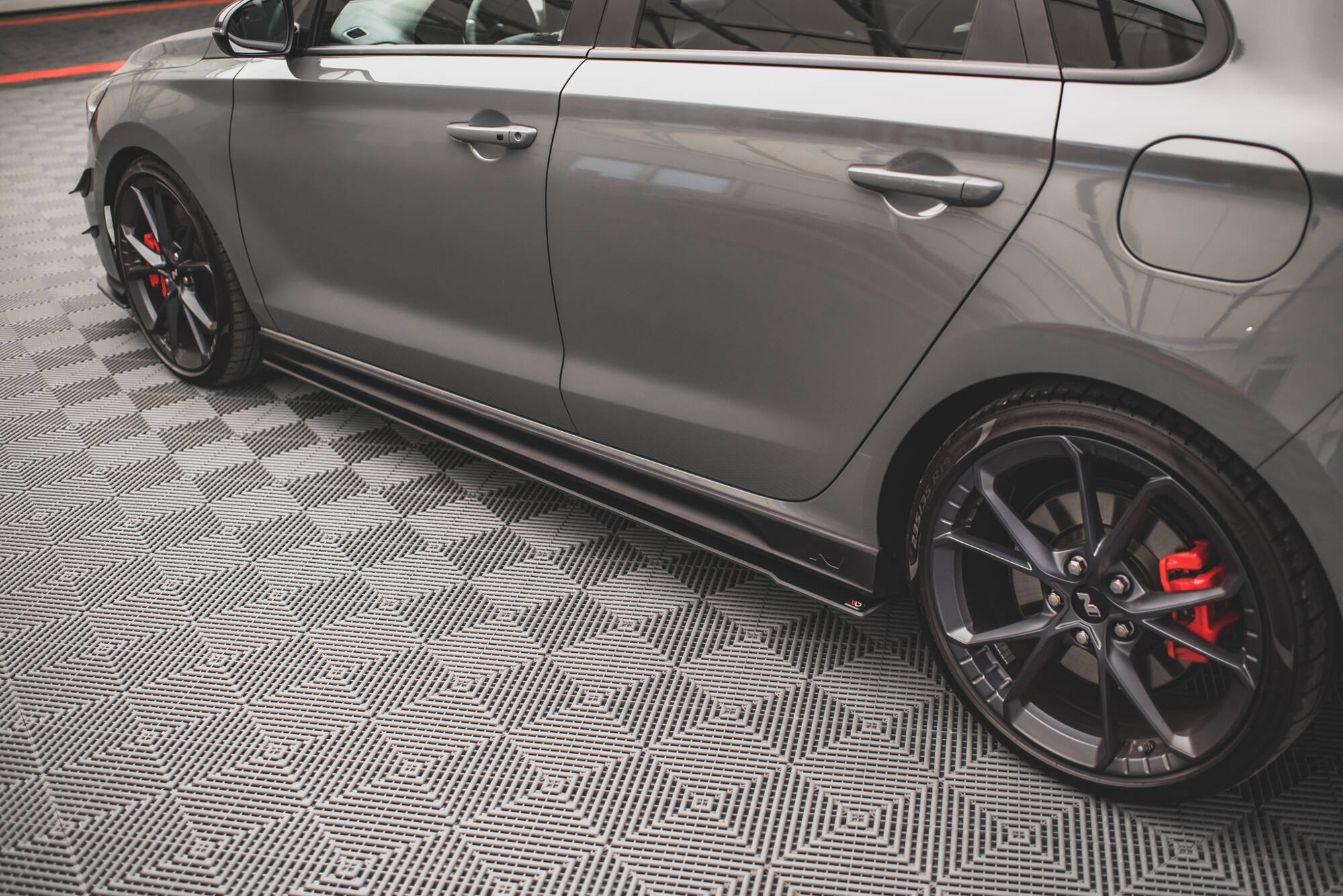 STREET PRO SIDE SKIRTS DIFFUSERS V.2 SUITABLE FOR HYUNDAI I30 N / N-LINE HATCHBACK / FASTBACK MK3 / MK3 FACELIFT – MAXTON DESIGN - 2