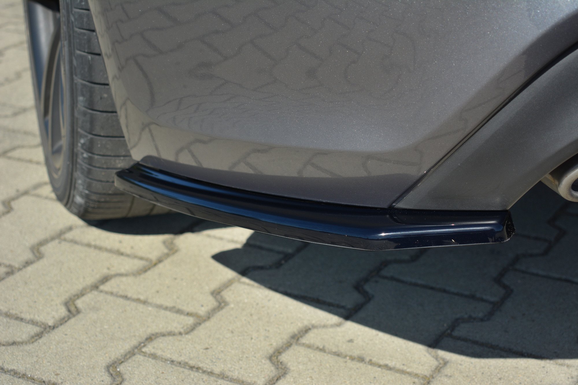 Rear Side Splitters Hyundai Genesis MK1 Coupe (2009-2012) - 4