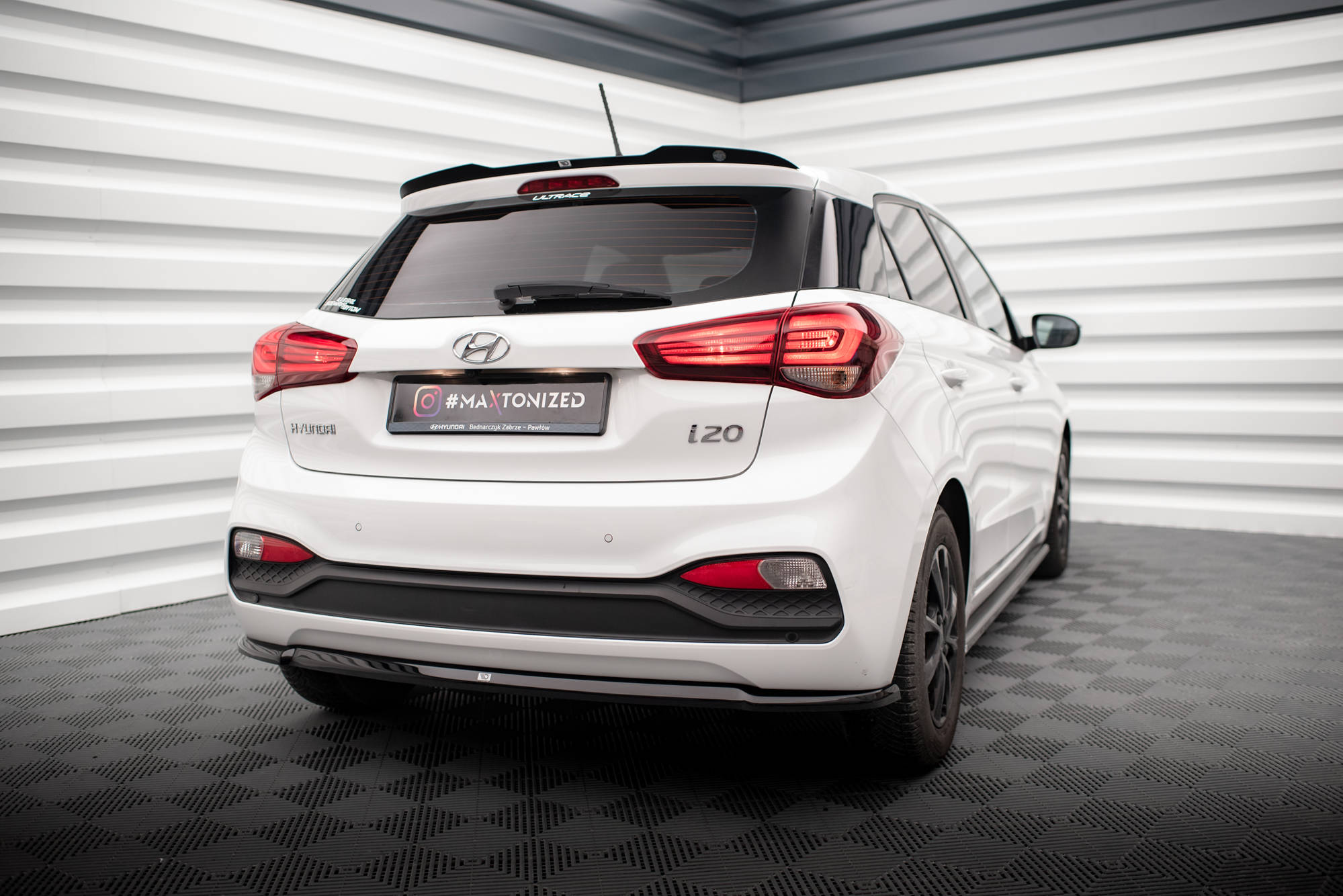 Spoiler CAP Hyundai I20 Mk2 Facelift - 2