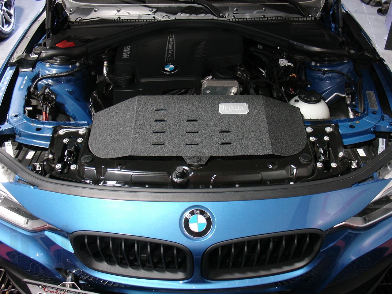BMW 3 F30 328I 12+ 2.0L 4 CYL TURBO AIR INTAKE SYSTEM - 4