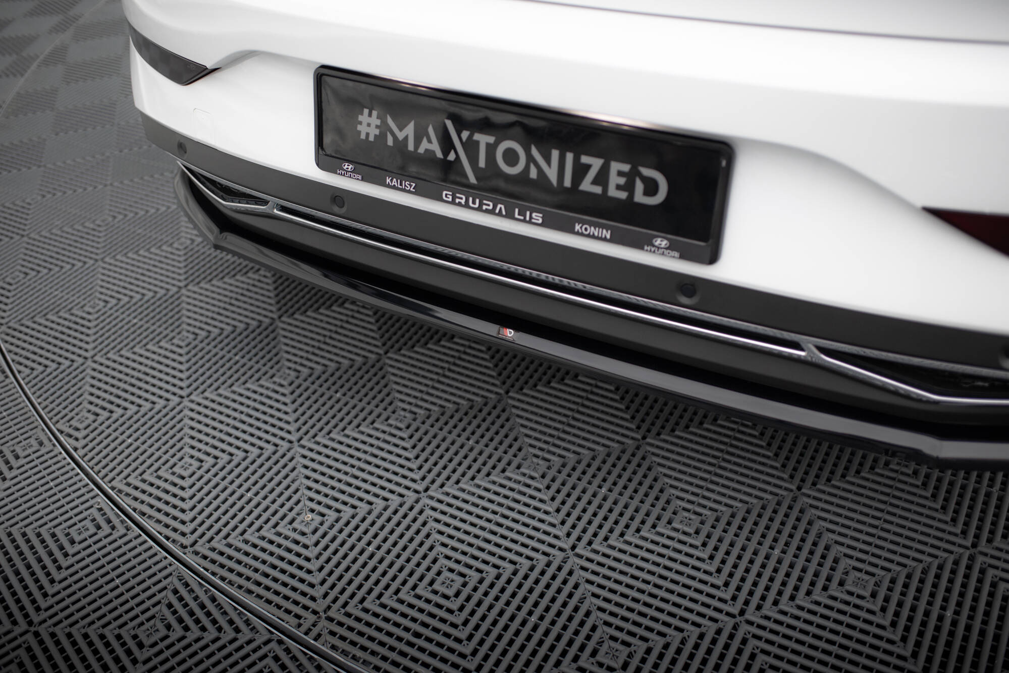 Central Rear Splitter Hyundai I30 Mk3 Facelift - 4